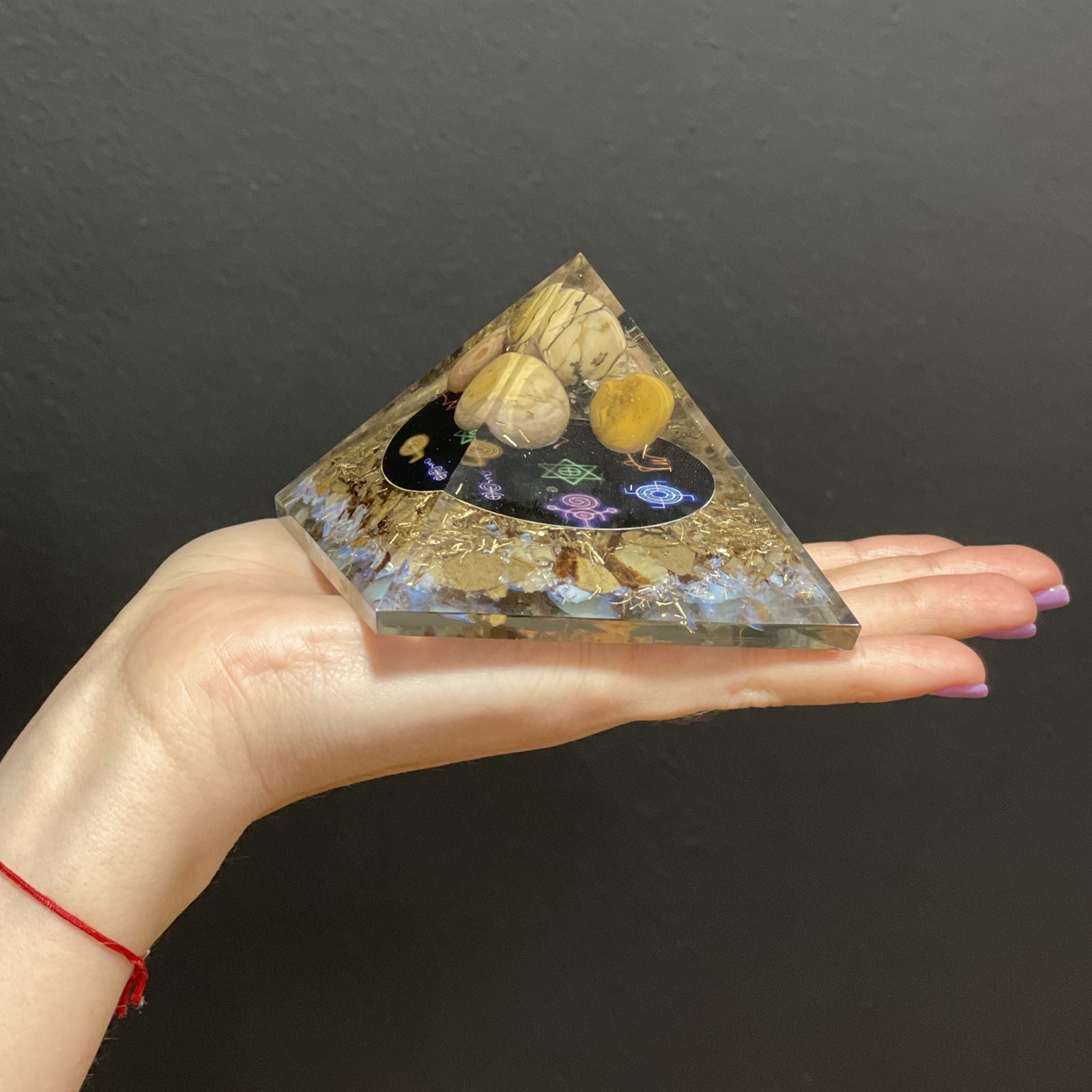 Pyramide Orgonite Reiki (70mm)