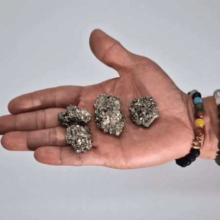 Pyrite Péruvienne 1er Grade (~6 Pcs, 35-50mm)